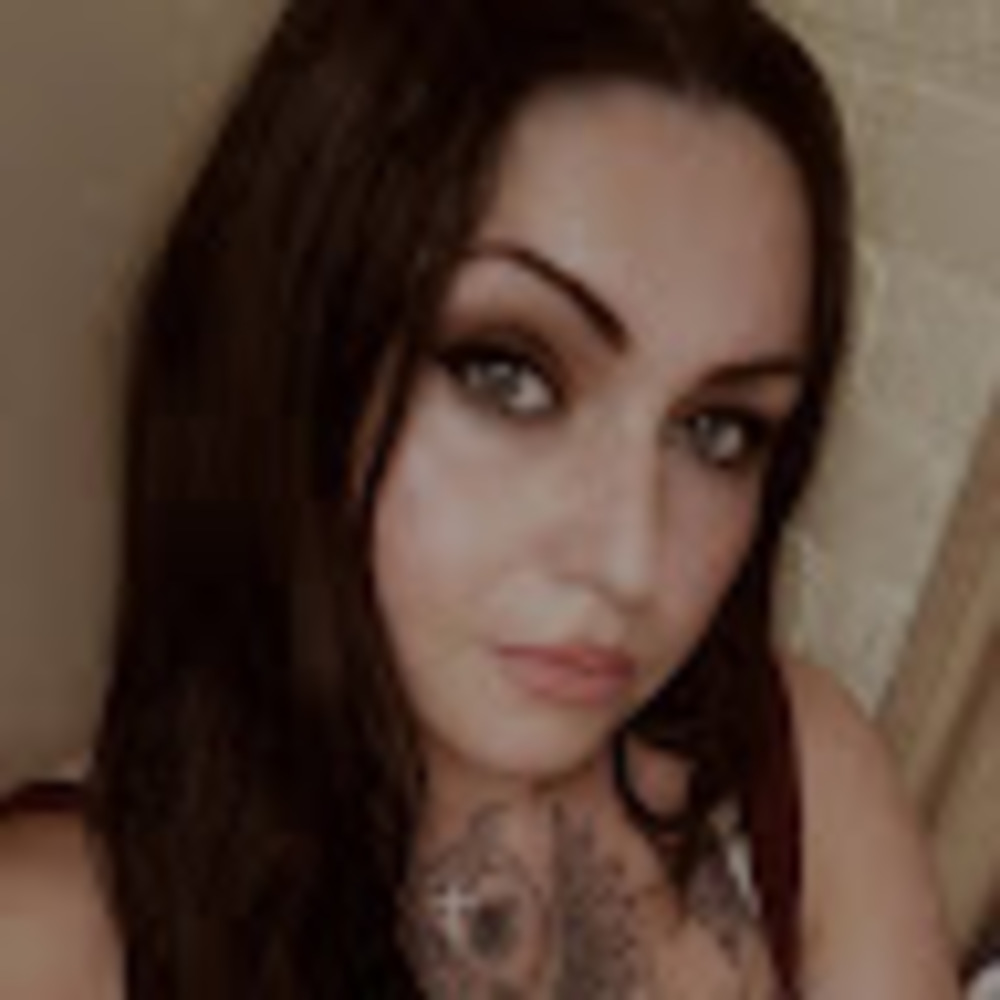 Meet your Posher, Brianne